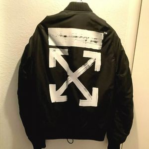 🚨🚨LIKE BRAND NEW (WORN ONCE LITERALLY) 100% Authentic Off-White Bomber Jacket
